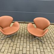 2x Fritz Hansen Swan chair by Arne Jacobsen, NEW condition!!
