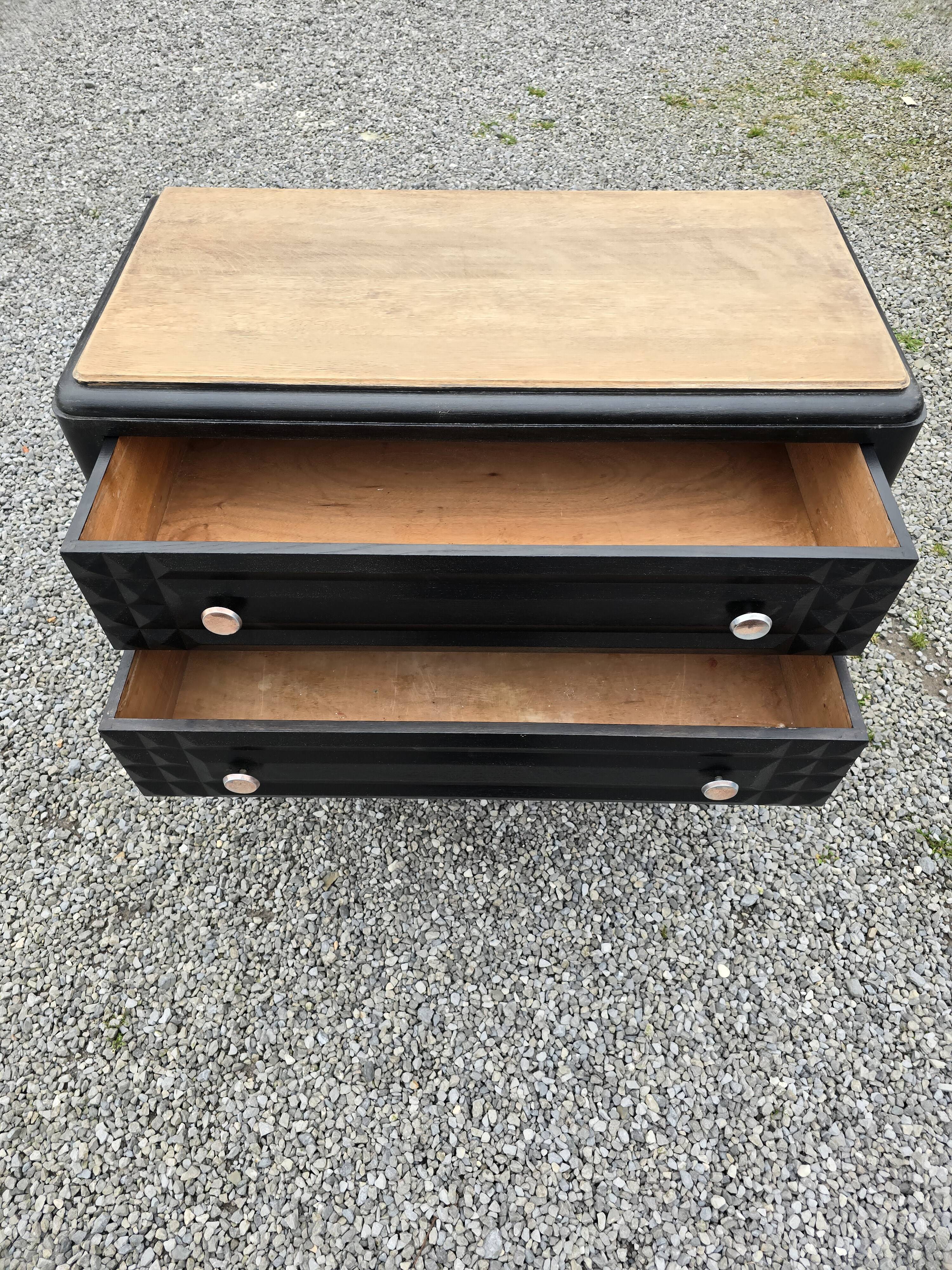 Art deco oak chest of drawers from the 50s revamp