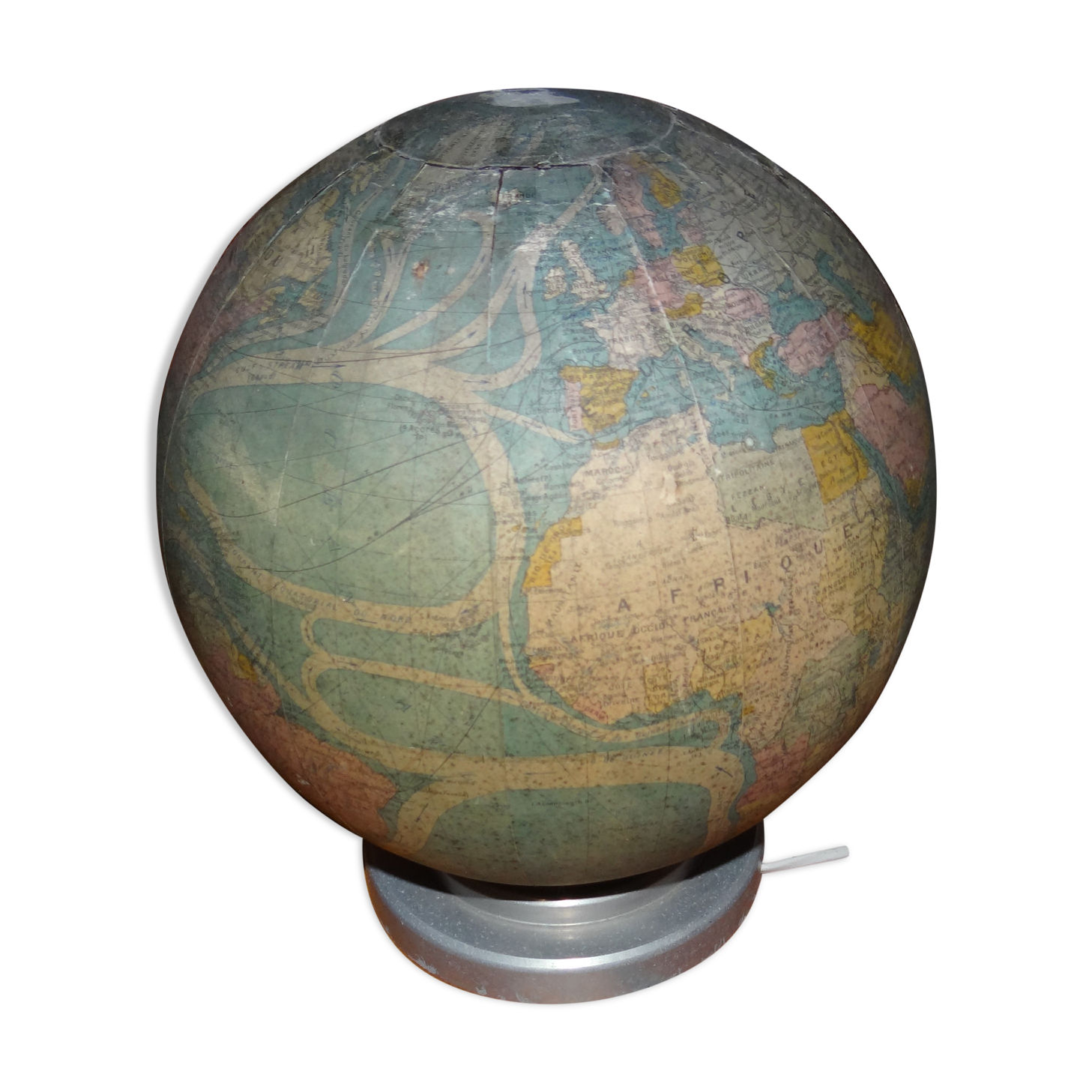 Perrina 1950 glass globe