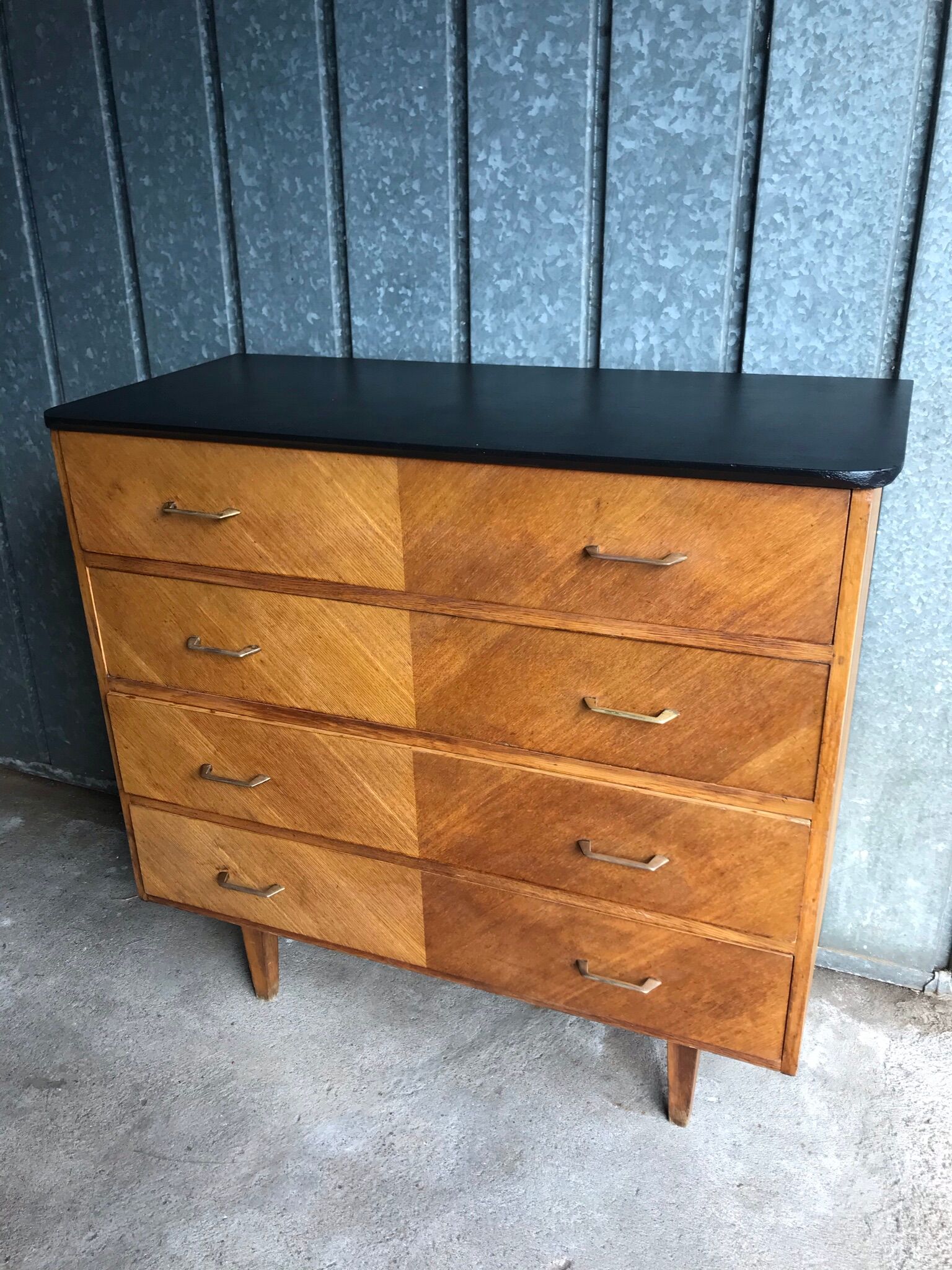 Vintage chest of drawers