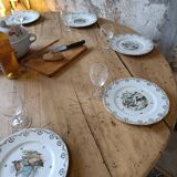 Round farmhouse table