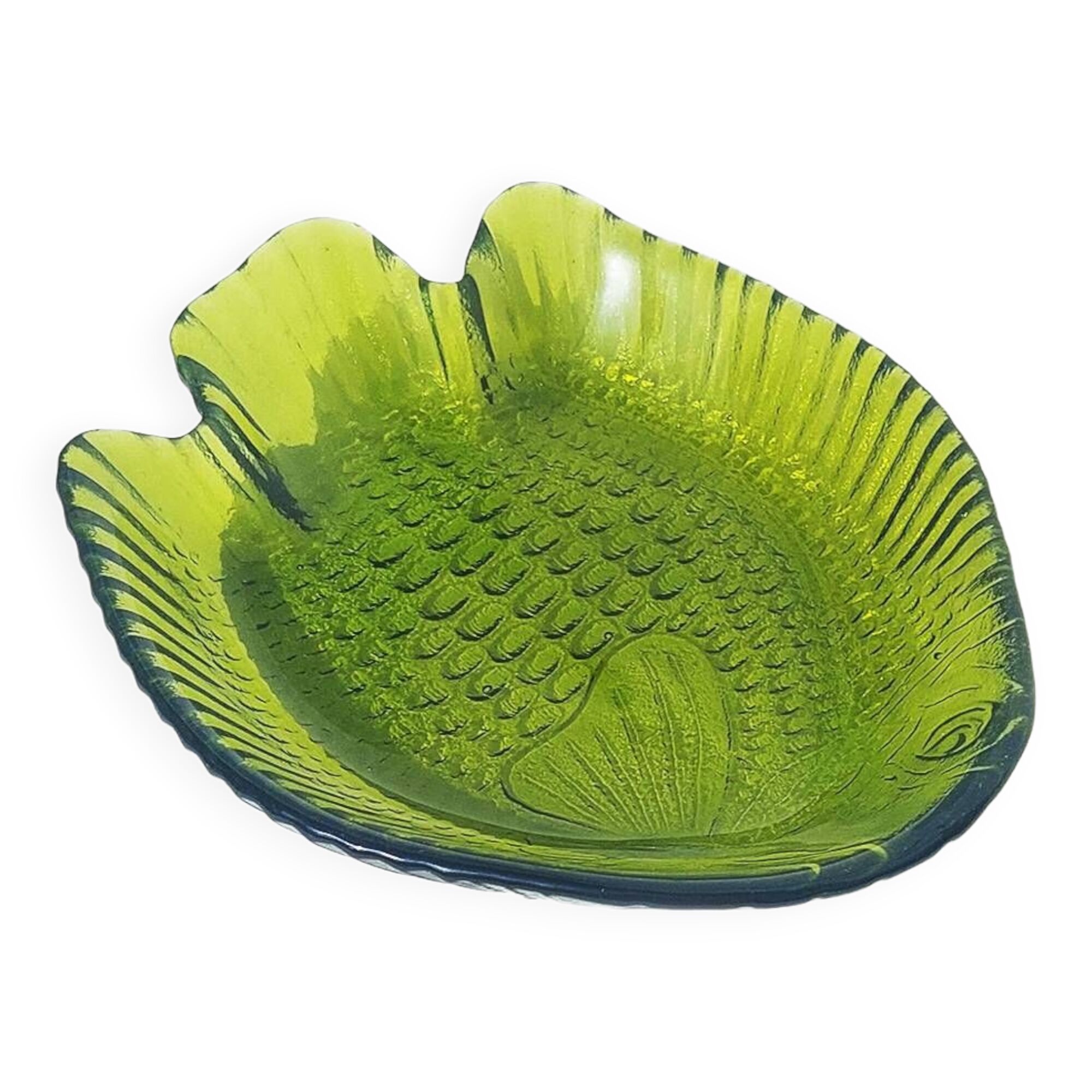 Small fish dish