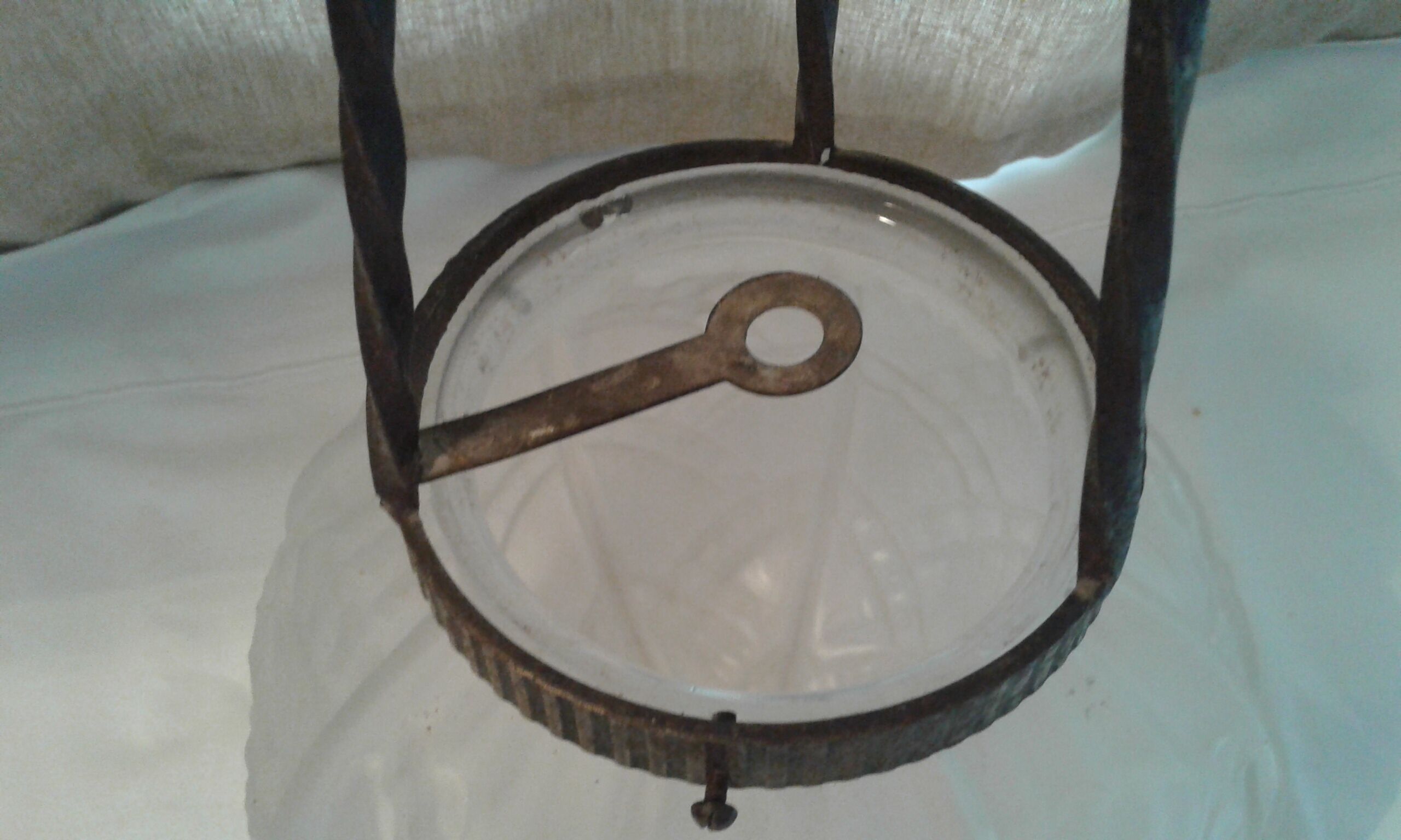 Art deco hanging lamp