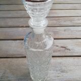 Carafe en verre ciselé