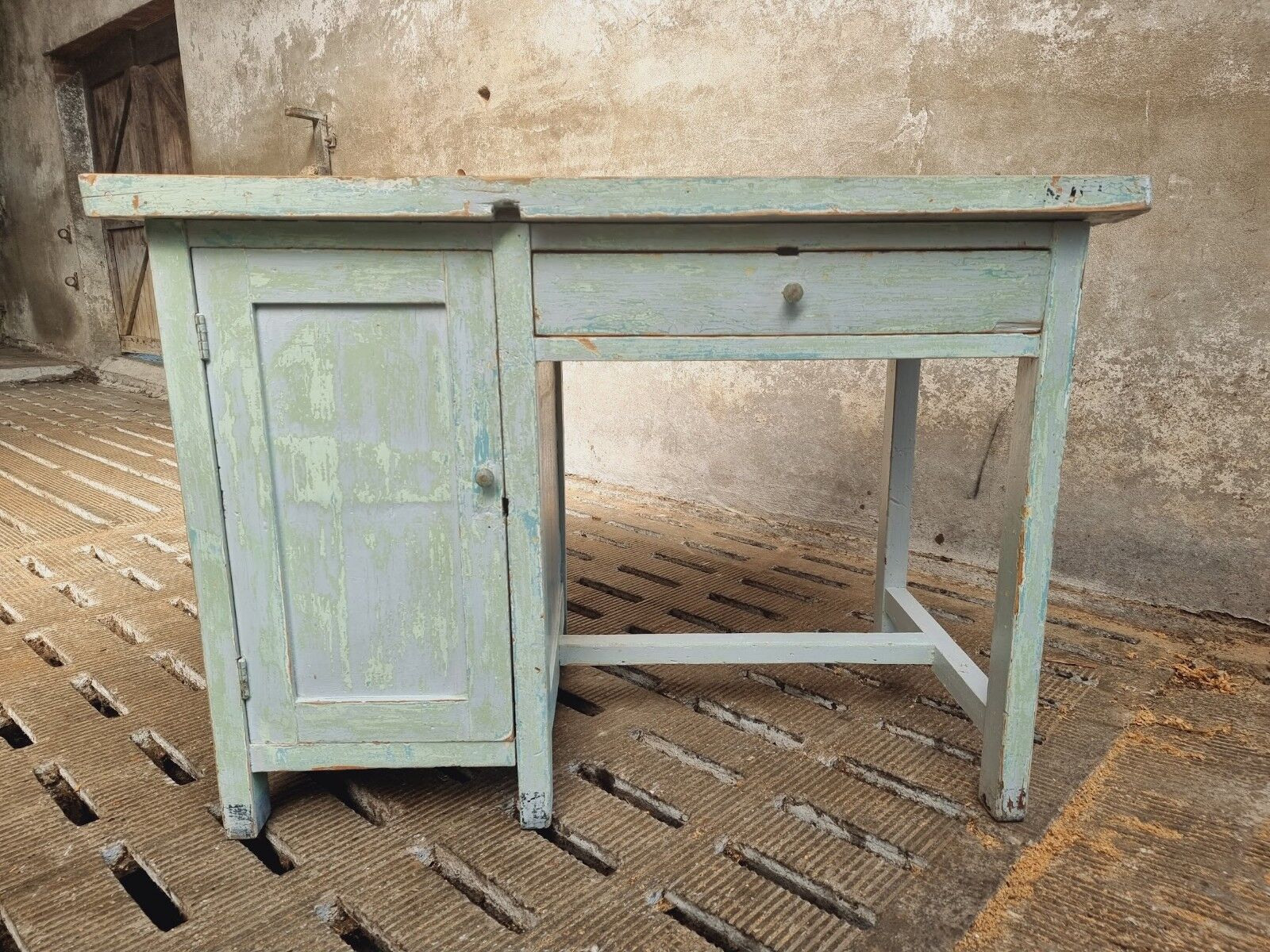 Vintage desk work table