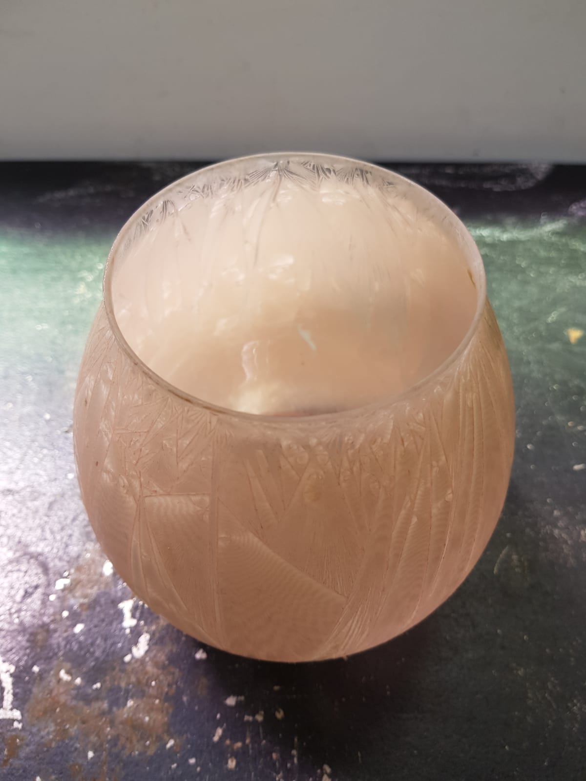 Old vase crystallry art st val glass rose decoration vintage