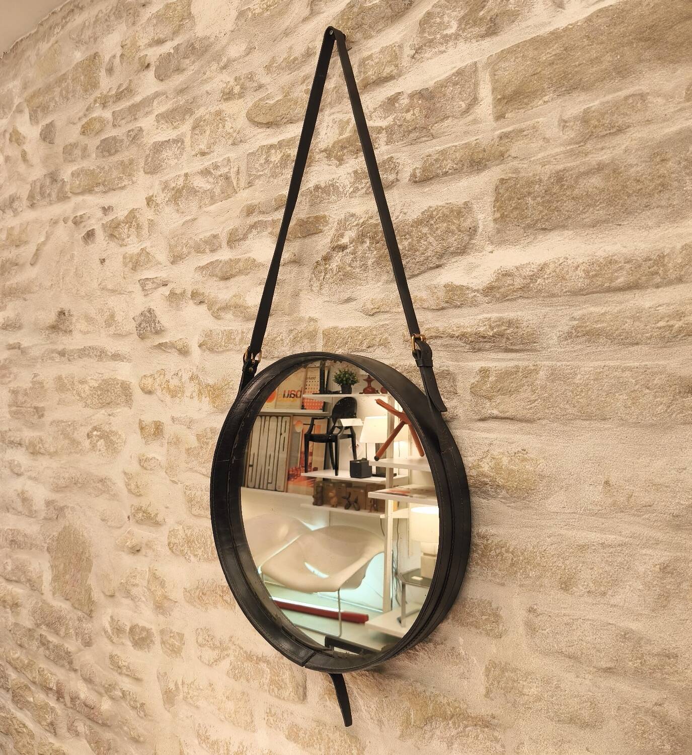 Miroir cuir de Jacques Adnet, vintage 1950