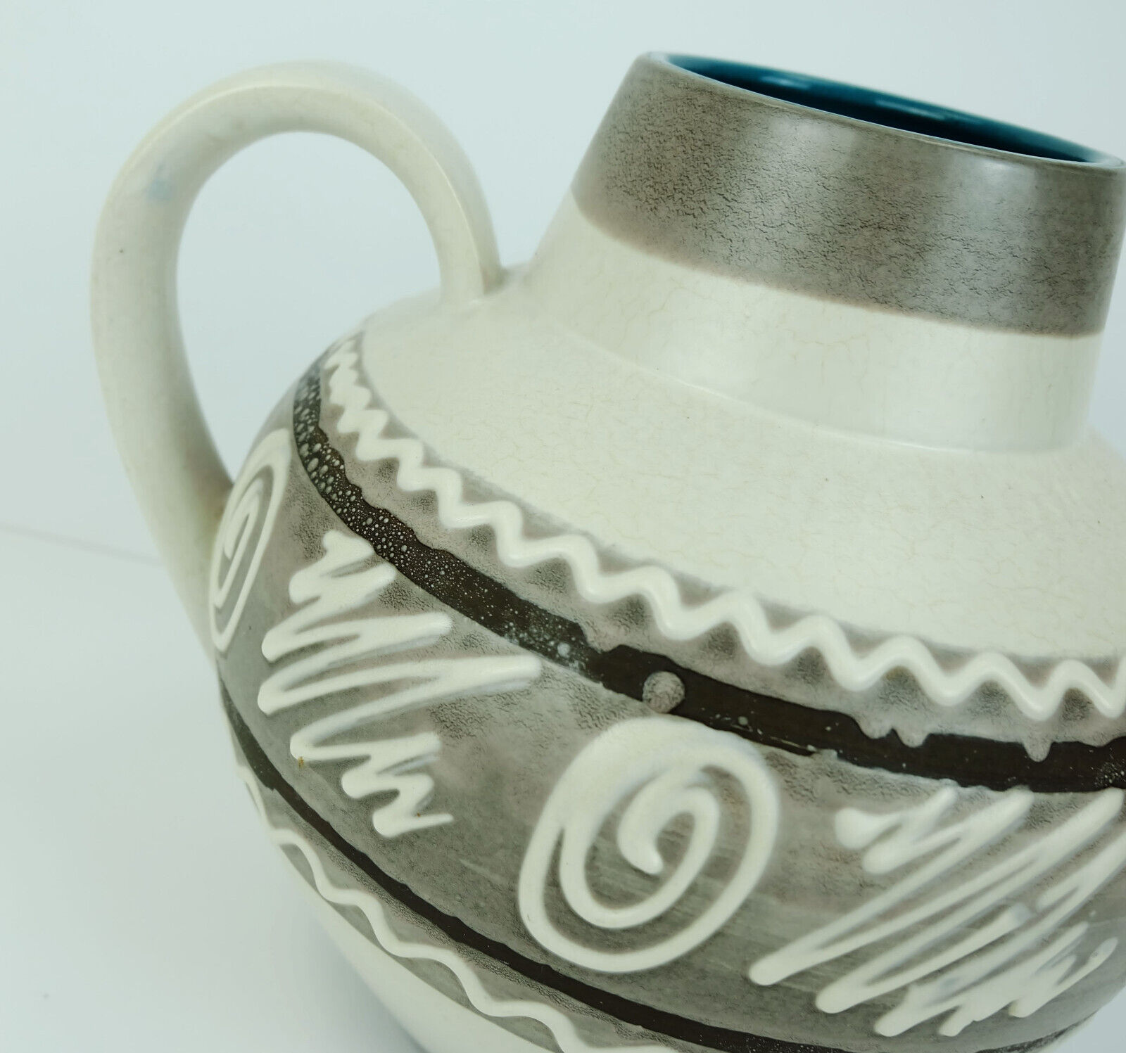 Vase Carstens keramik model 698-23 abstract decor in white and shades of brown