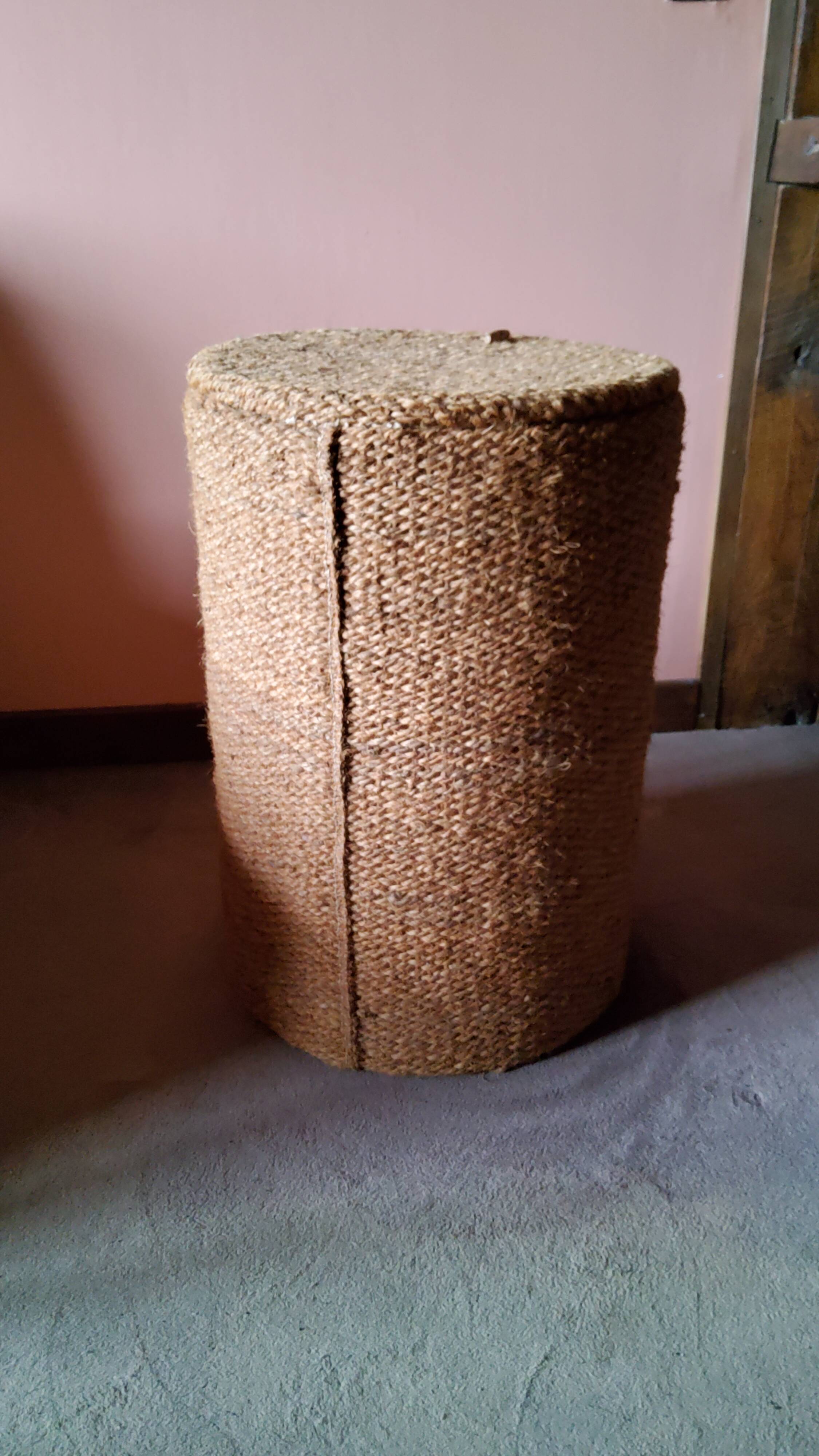 Basket in jute sea rush and wood from the 70s