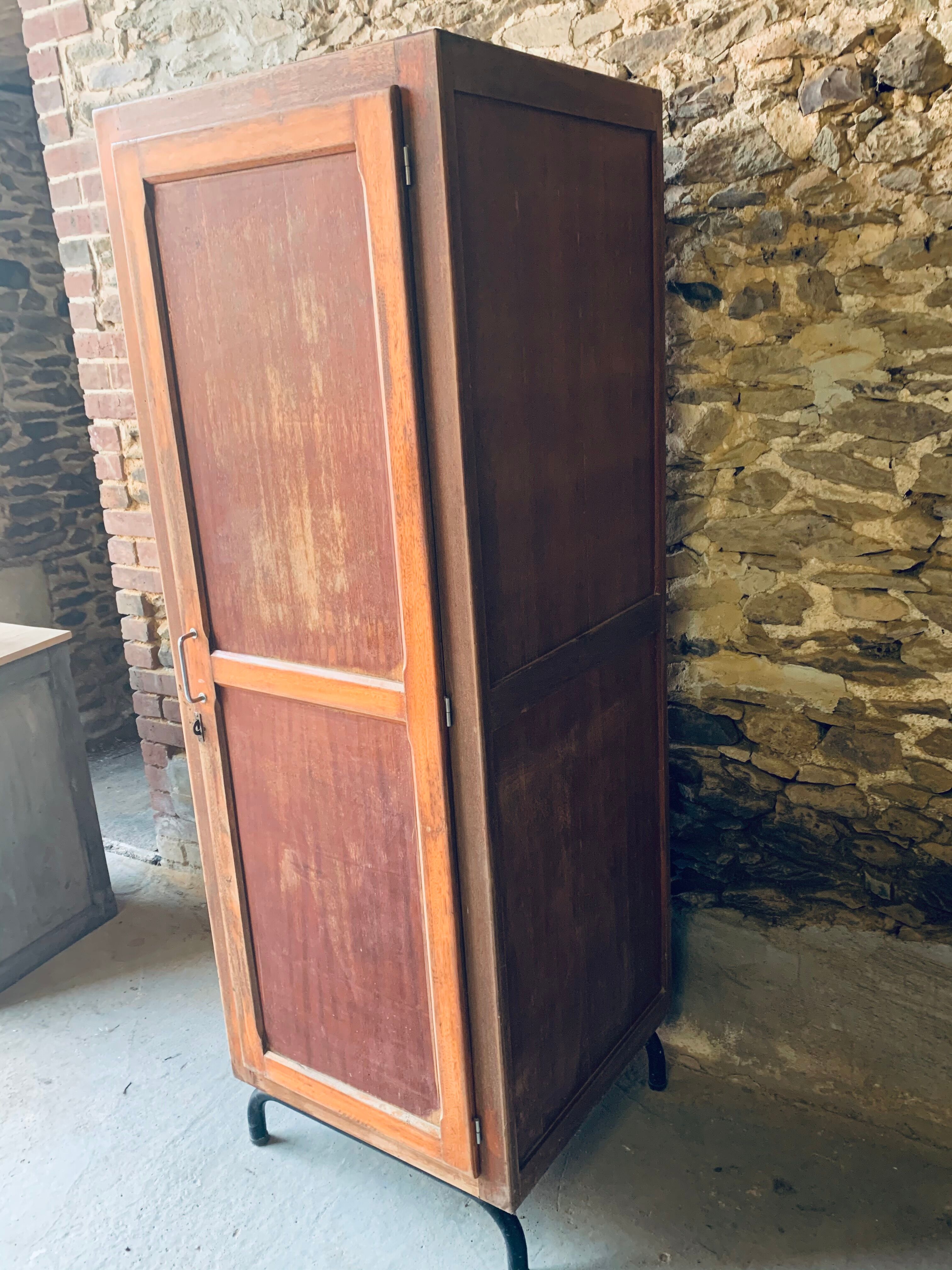 Armoire d’école en bois 1 porte