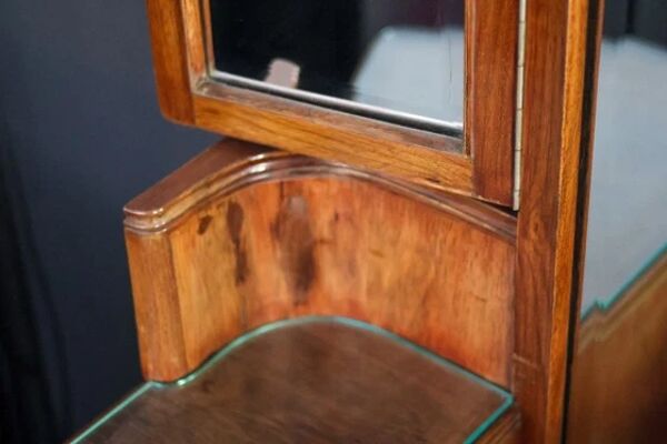 Coiffeuse  avec grand miroir taillé et deux miroirs latéraux pivotants
