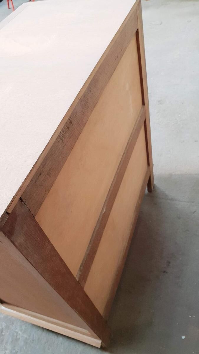 Vintage chest of drawers