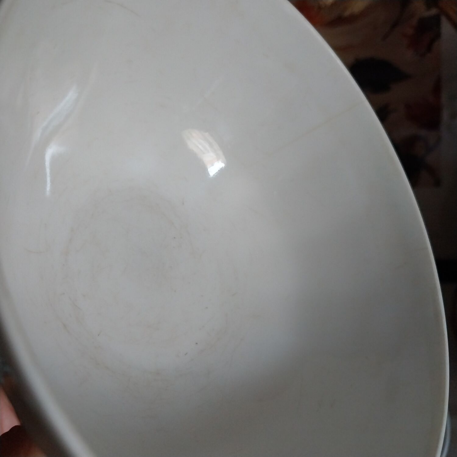 Antique white porcelain facet bowls