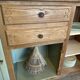 Buffet vintage en bois et vert sauge