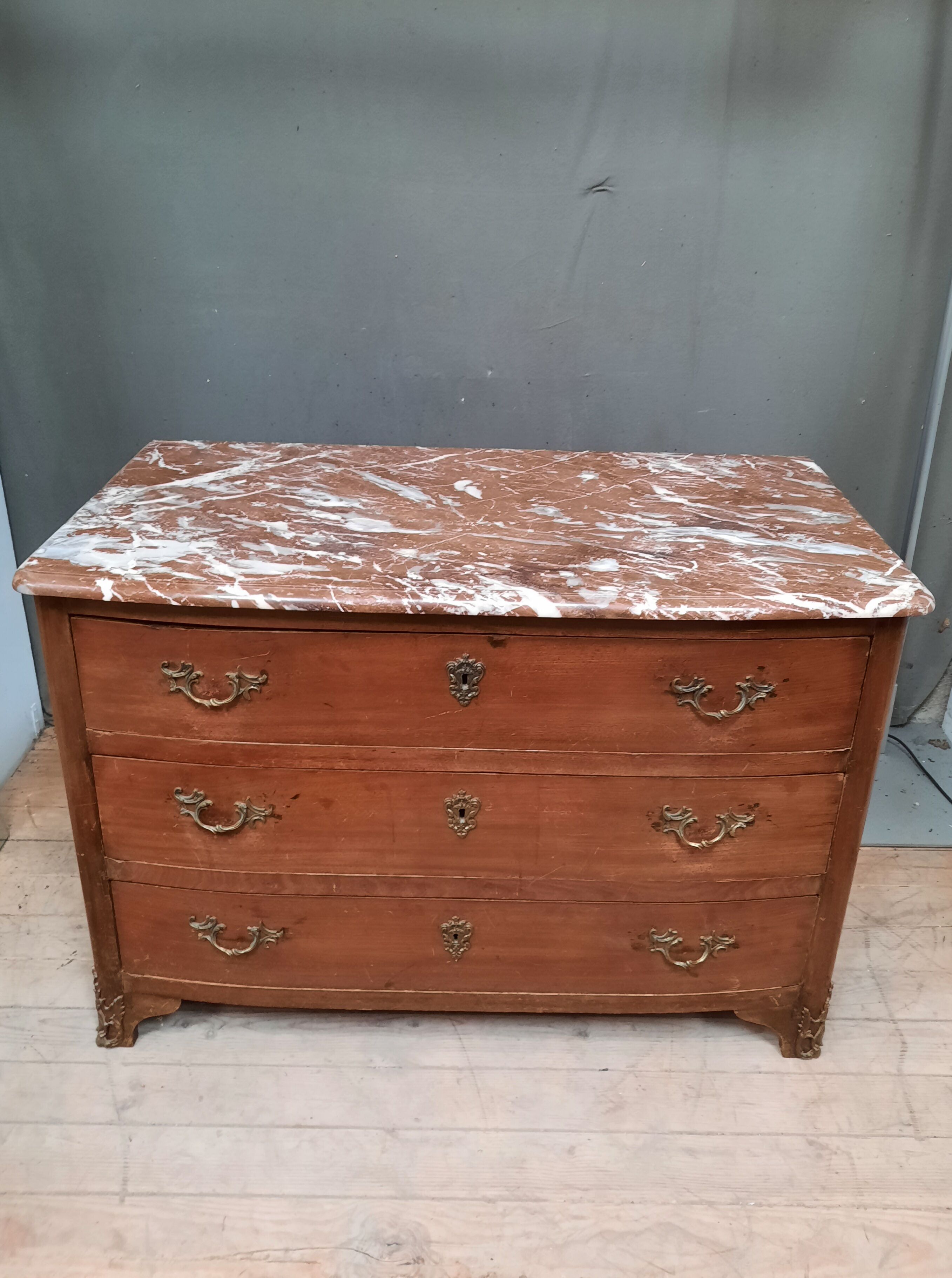 Commode du dix huitième siècle