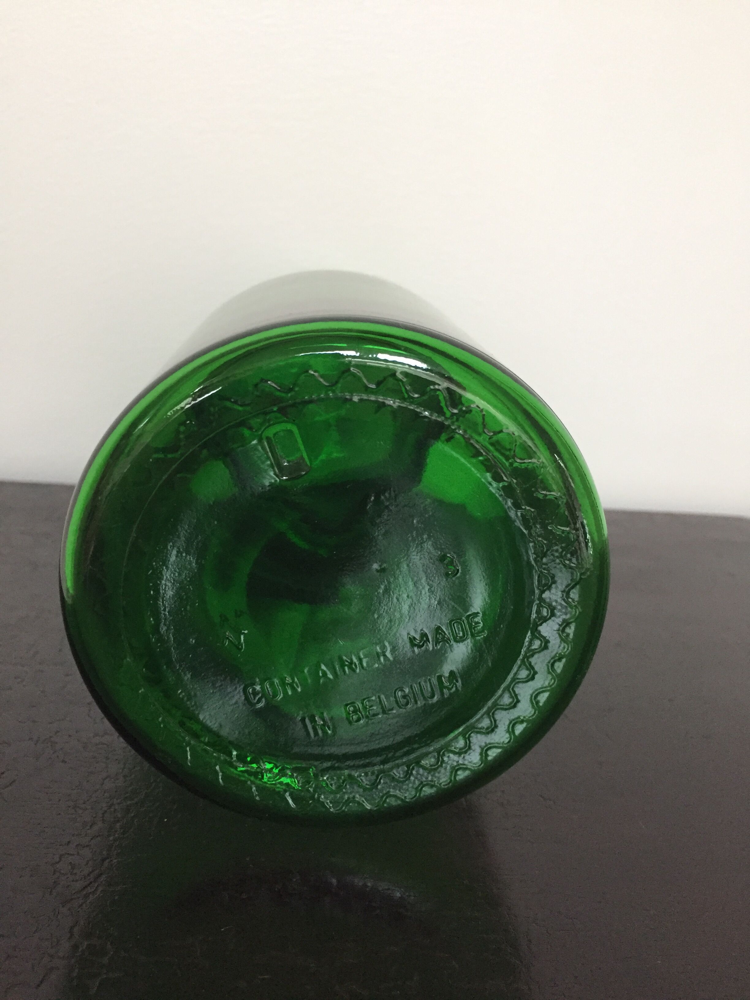 Jarl or Pot of apothecary 70s in green glass