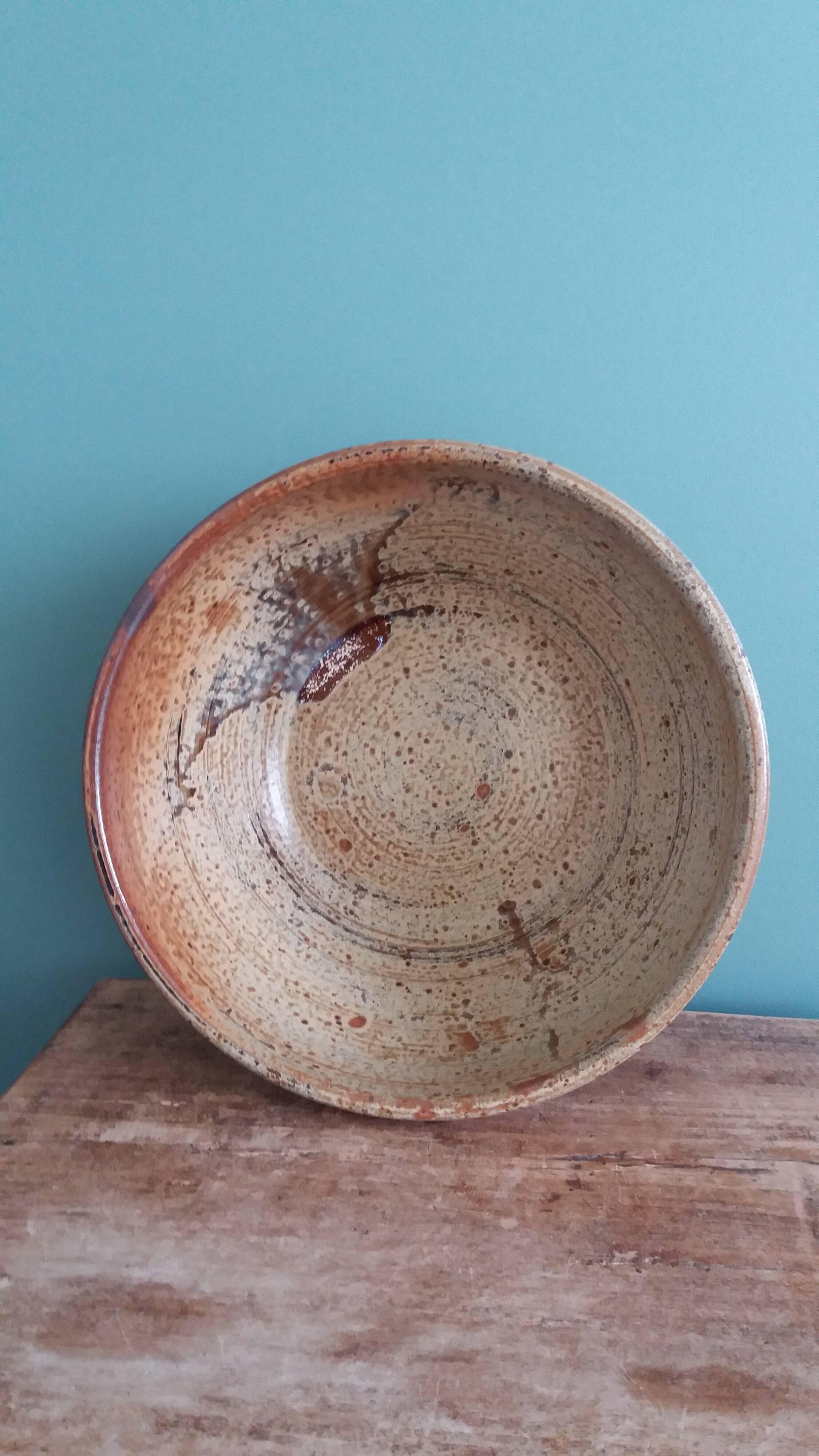 Stoneware salad bowl from Puisaye, signed Jean-Pierre Prud’homme