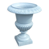 Ancient Médicis vase in cast iron