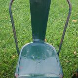 4 Green chaises Tolix industrial, first model (background)