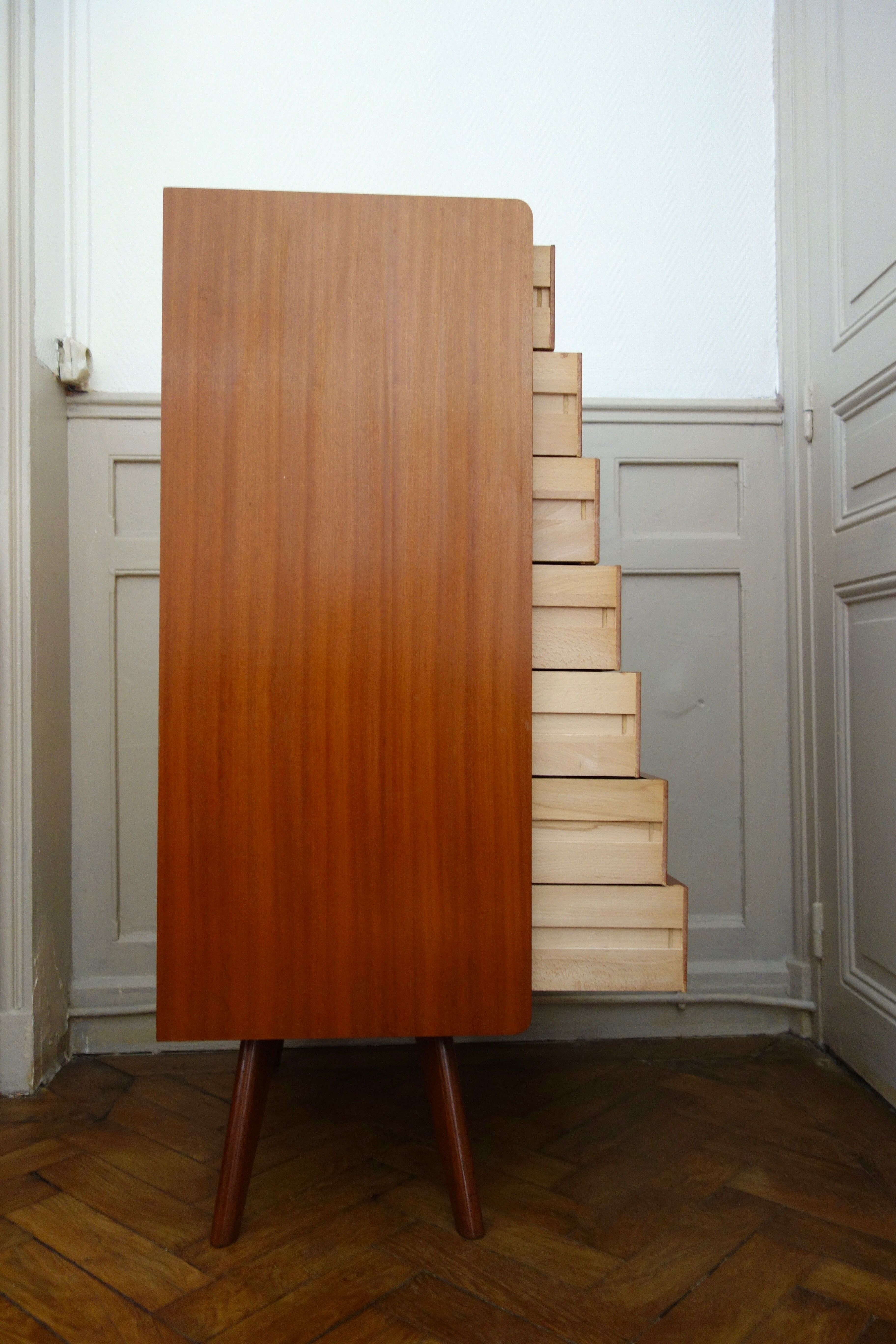 Chiffonier / semainier teak of the 1950s