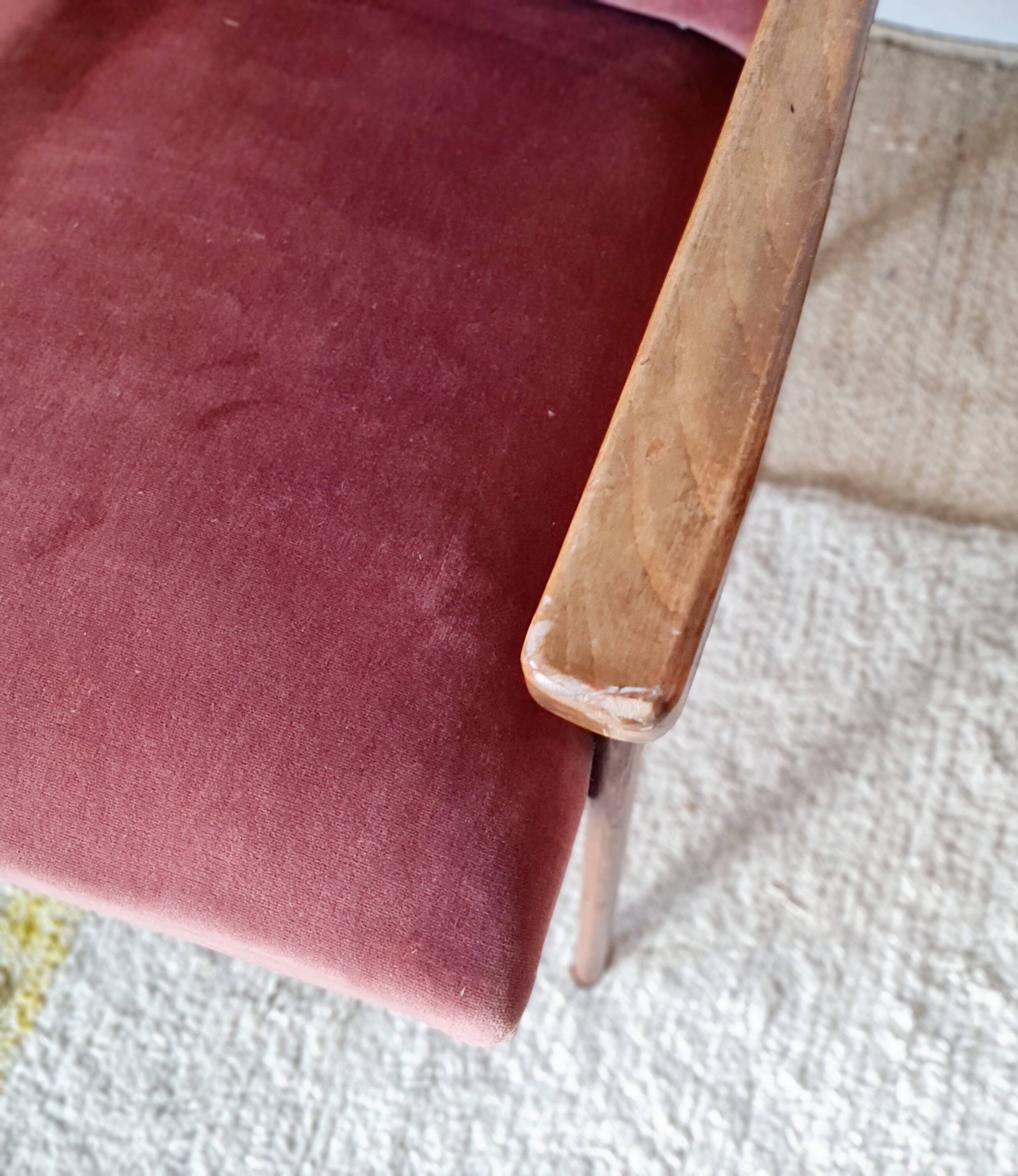 Vintage Scandinavian armchair from the 50s/60s – tapered legs, wood & velvet