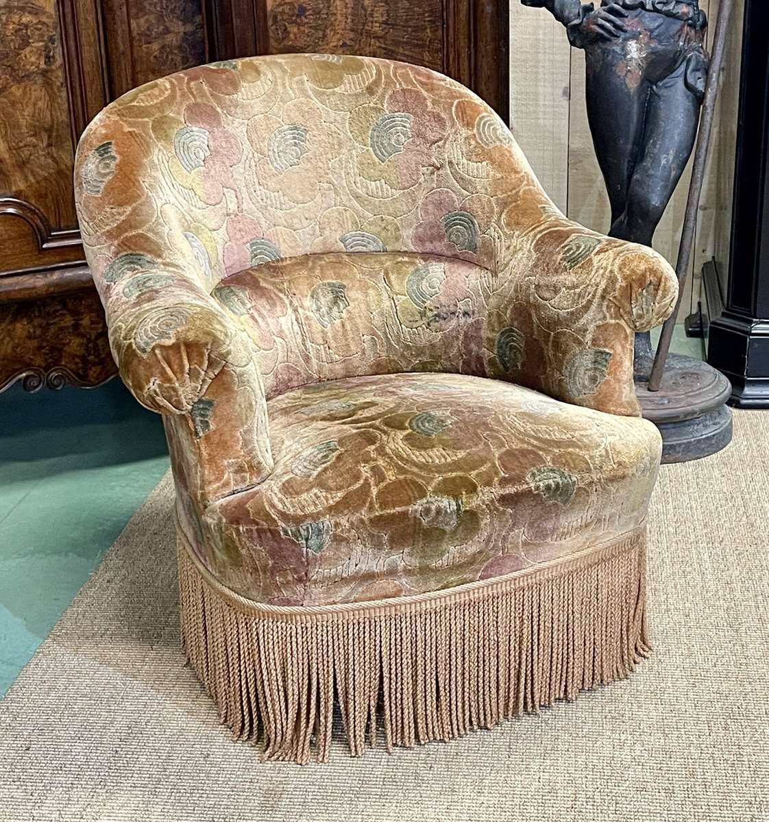 Toad armchair from the 1950s