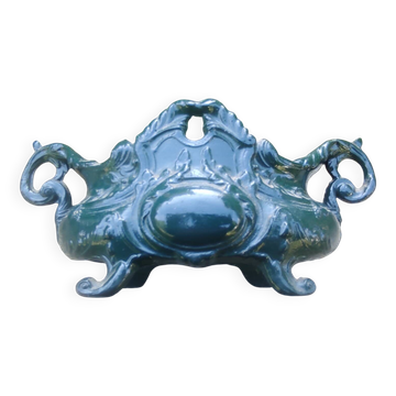 Cast iron planter
