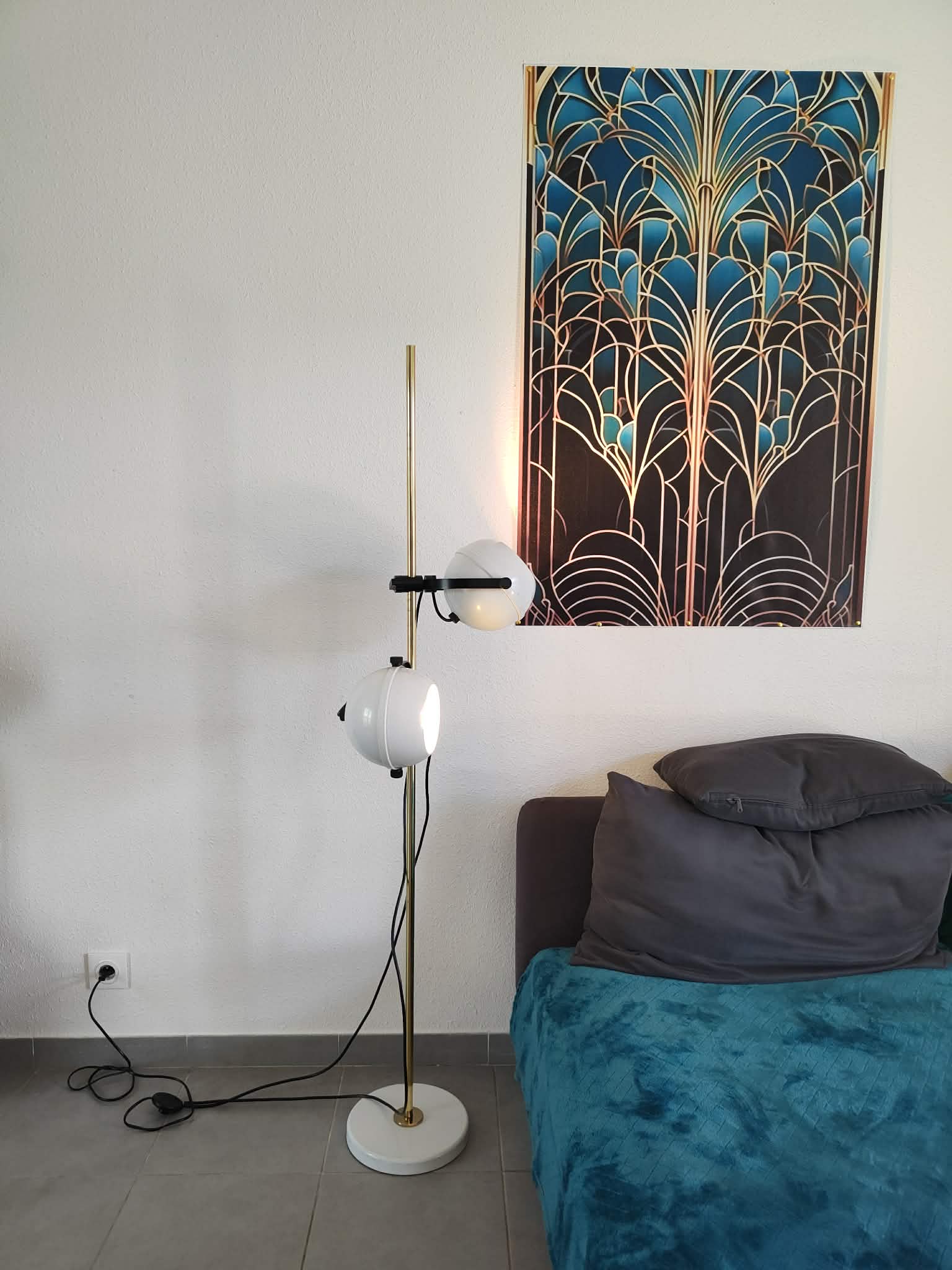 1970s vintage floor lamp eyes ball