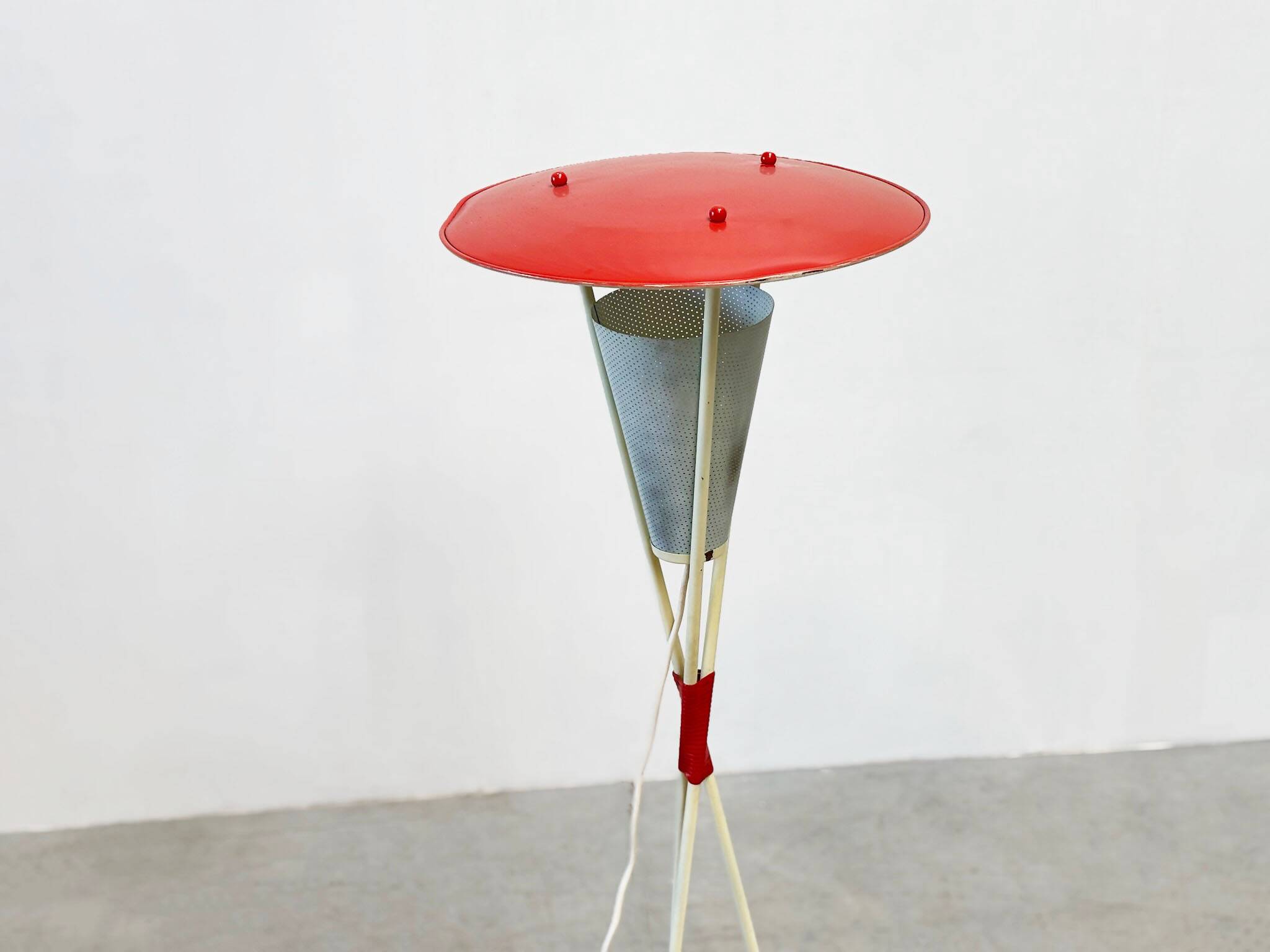 1950's Dutch tripod floor lamp