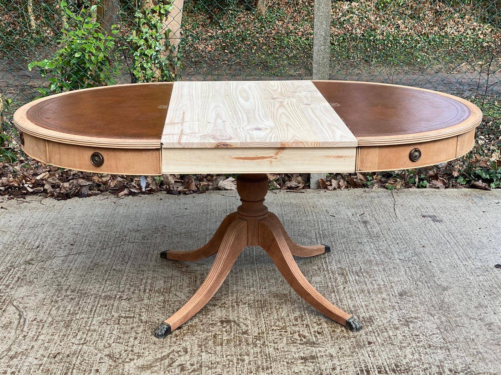 Round extendable table in Empire style, renovated with Bordeaux leather and raw wood, 168cm.