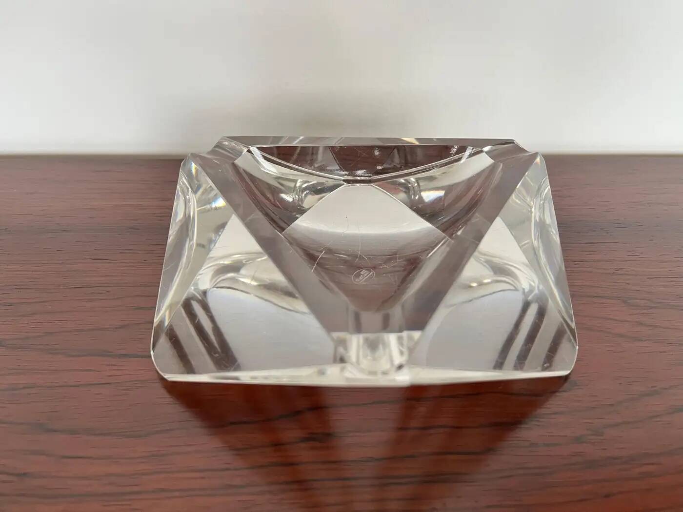 Cendrier en verre artistique bohémien par Vaclav Hanus pour Moser, années 1960.