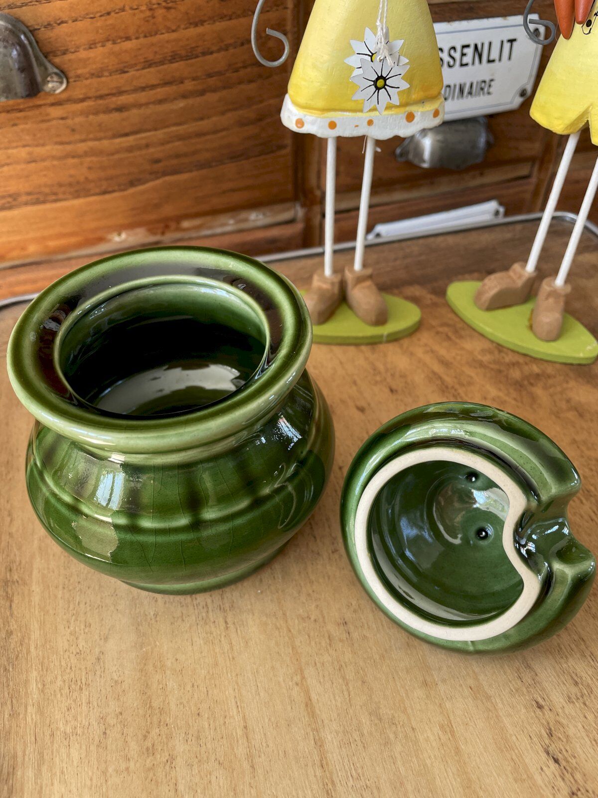 Green ceramic sugar bowl (jam bowl)