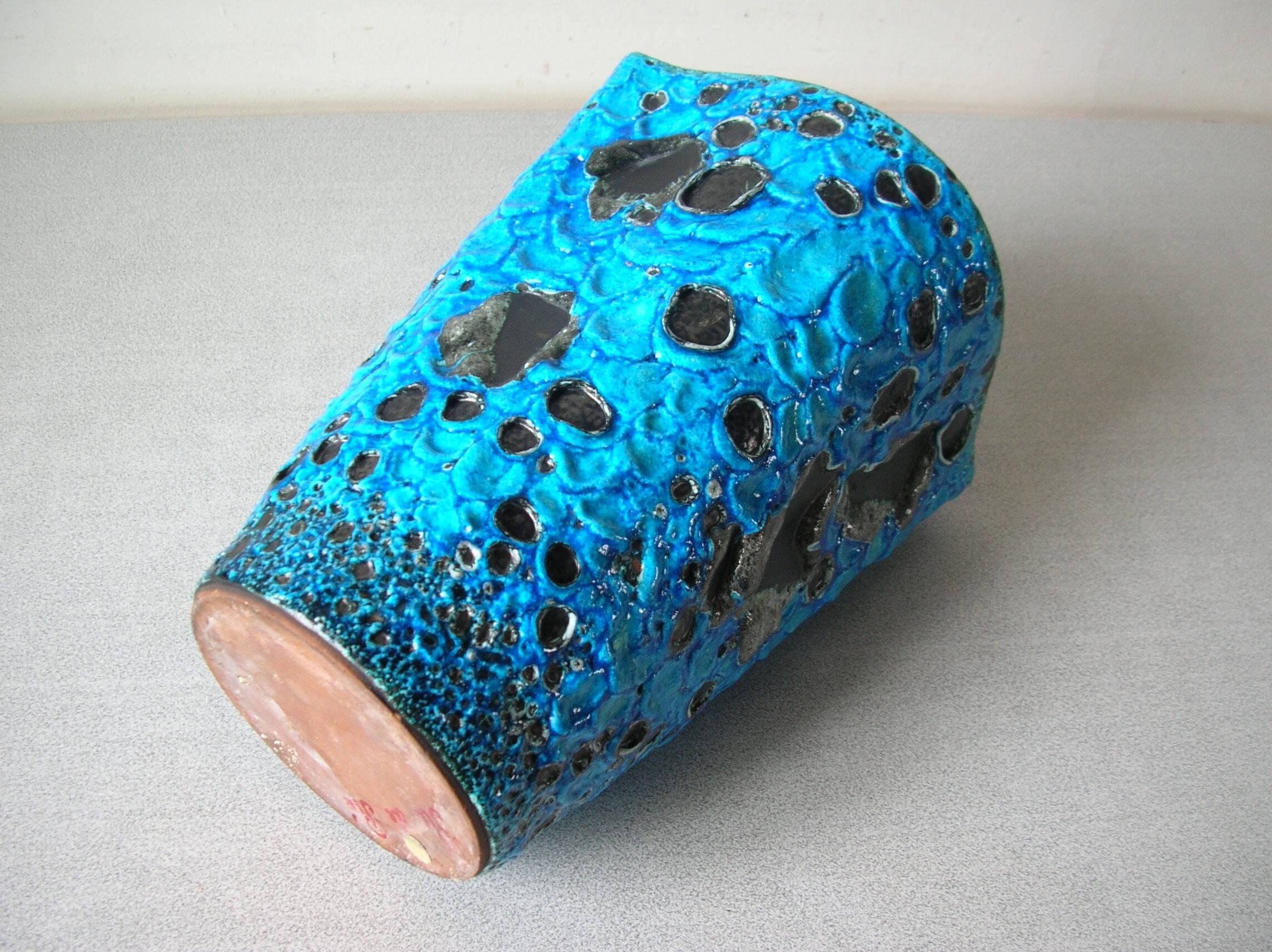 Old blue ceramic vase terracotta sea foam 22 cm living room office decoration
