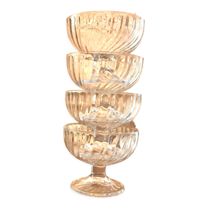 Lot de 4 coupes