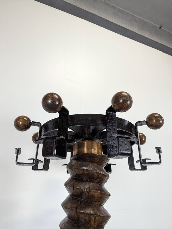 Porte manteau visse de pressoir en chêne et fer martelé