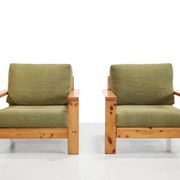Set of two Italian pine design armchairs from the 1970s