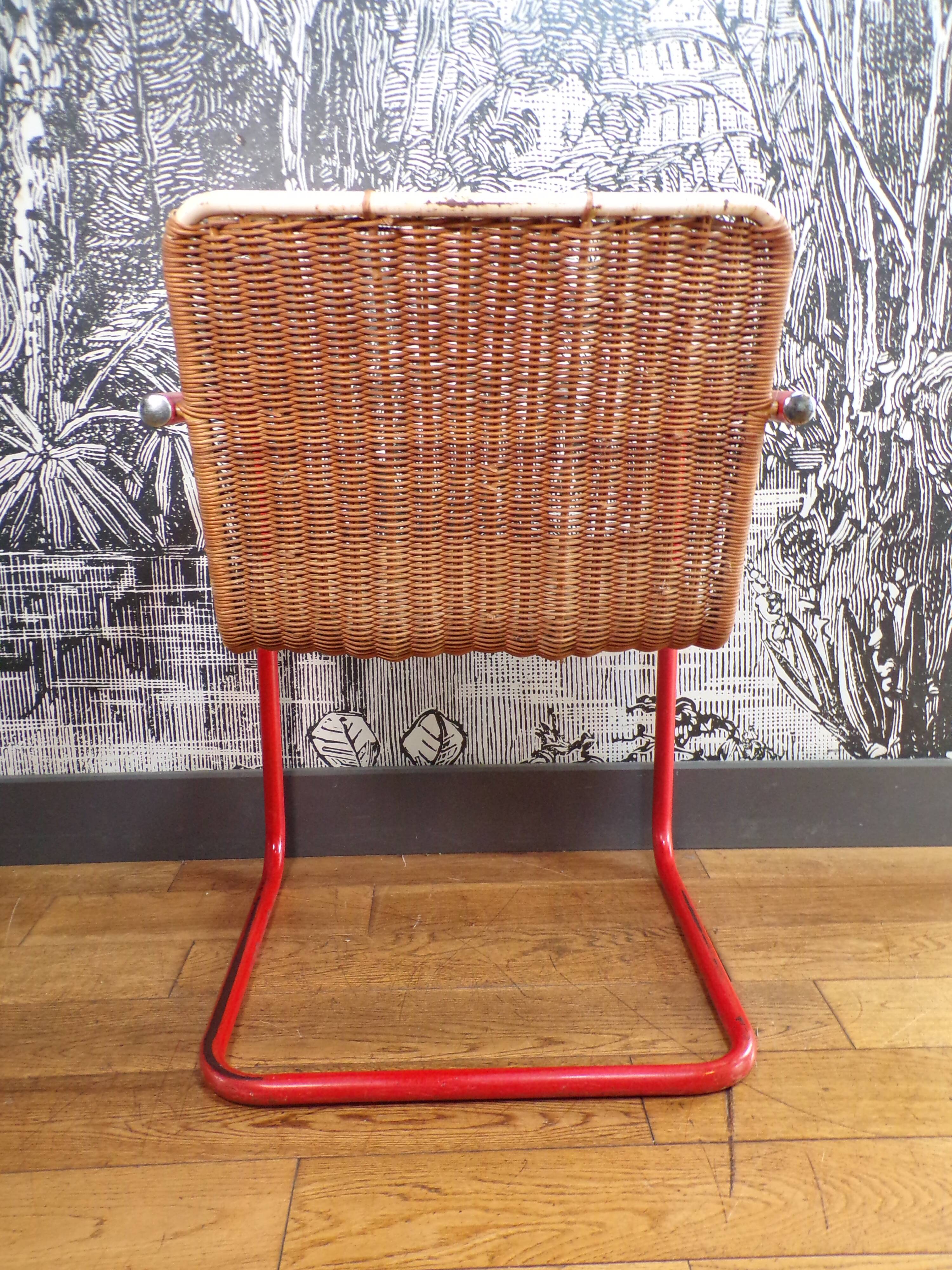 Chaise cantilever rotin et métal design 1980