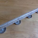 Wall-mounted coat rack 4 aluminum patères