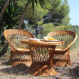 Vintage wicker chairs and table