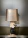 Lampe vintage de style Neo Classique en résine et abat jour doré