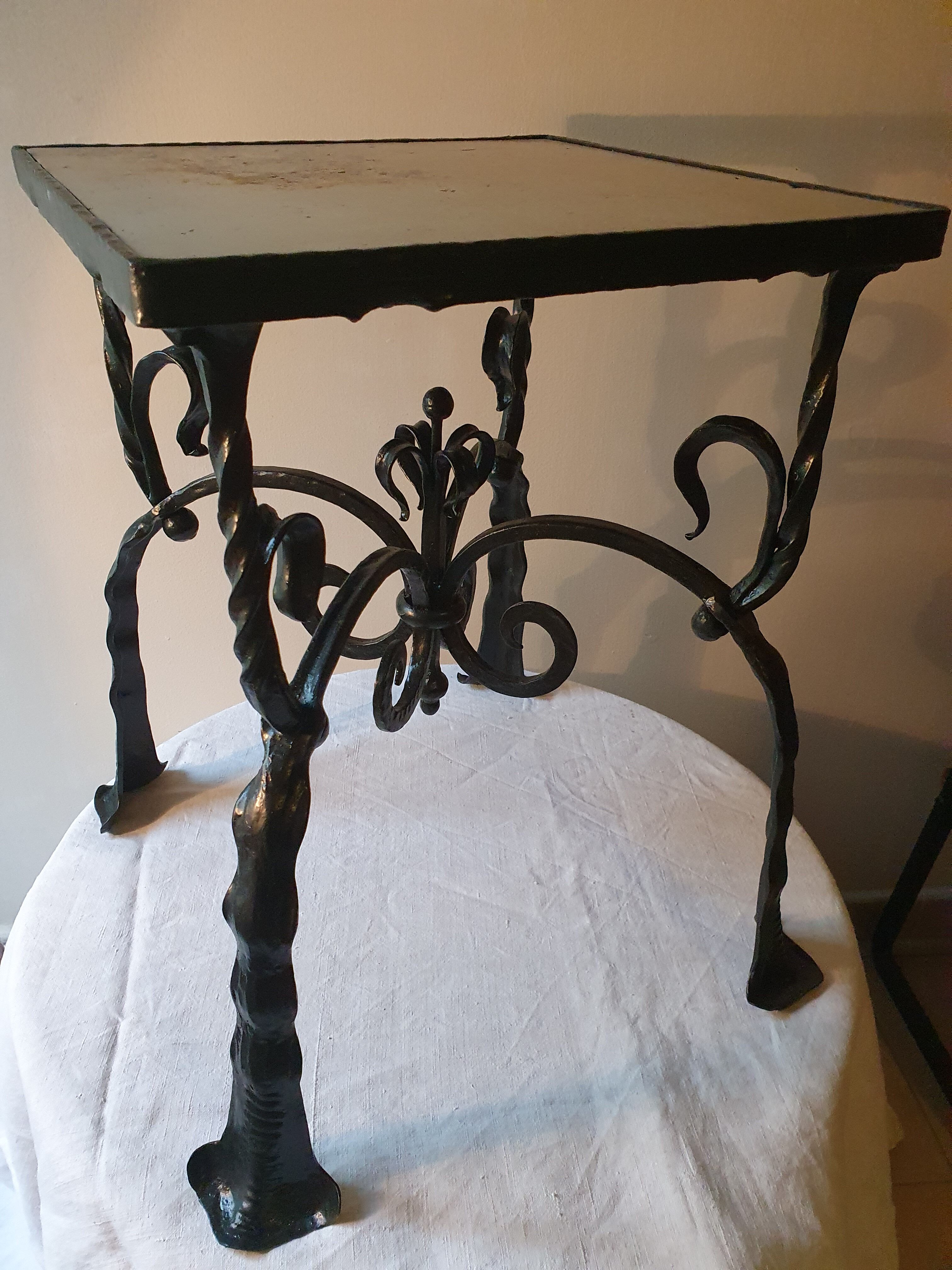 Fifth wheel, forged steel side table
