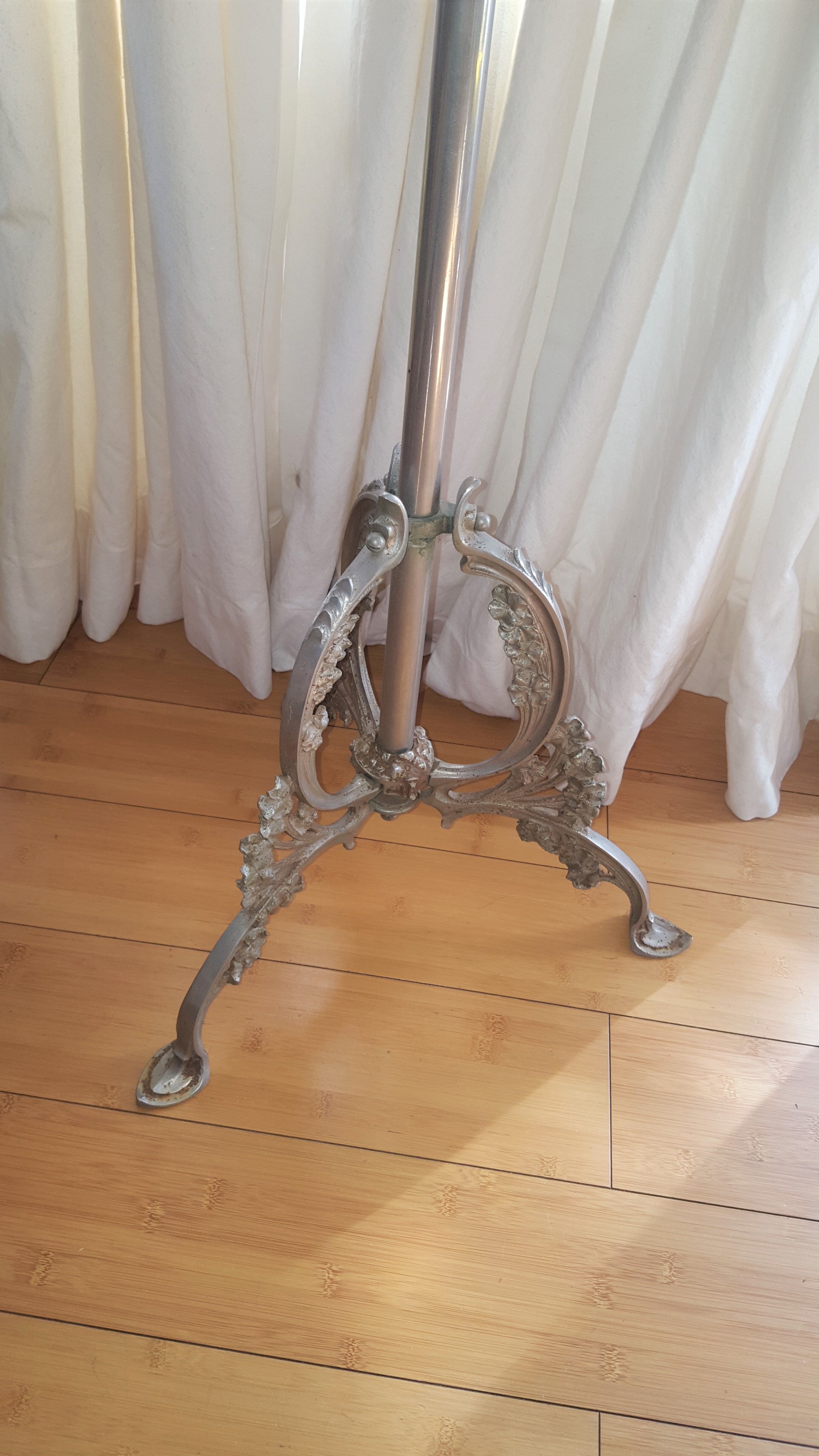 Miroir de barbier sur pied triptyque début XXème