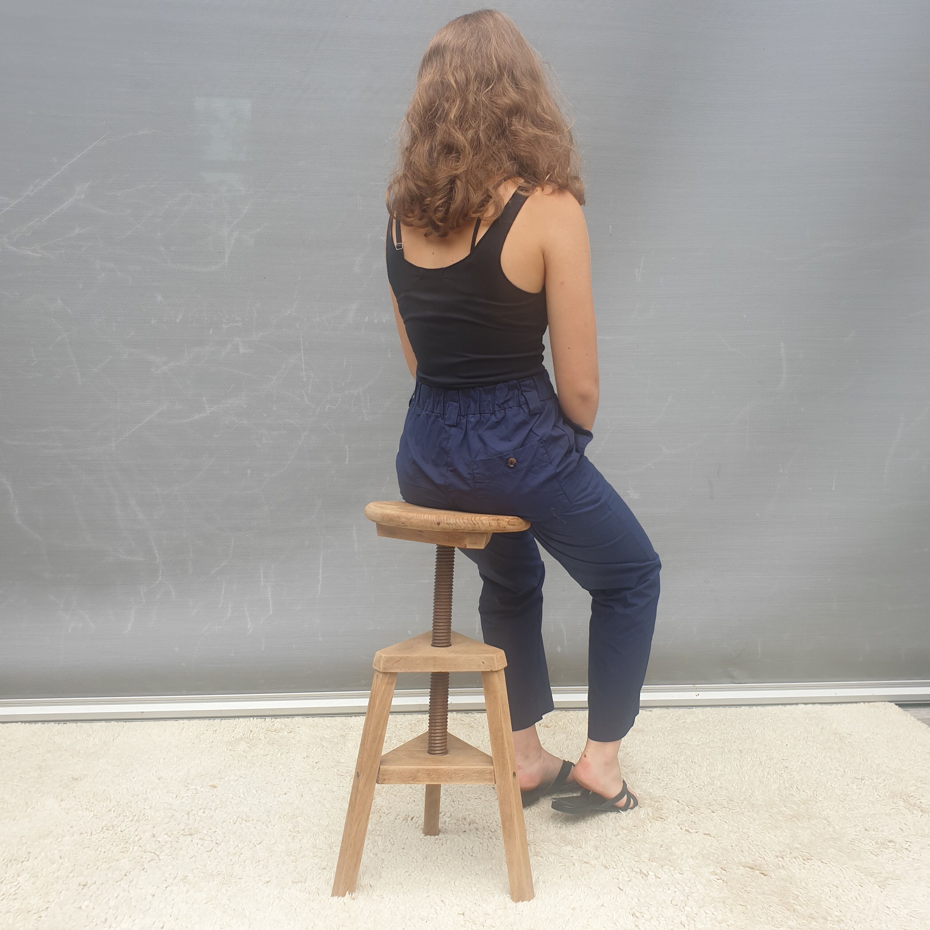 Watchmaker's stool with oak screw