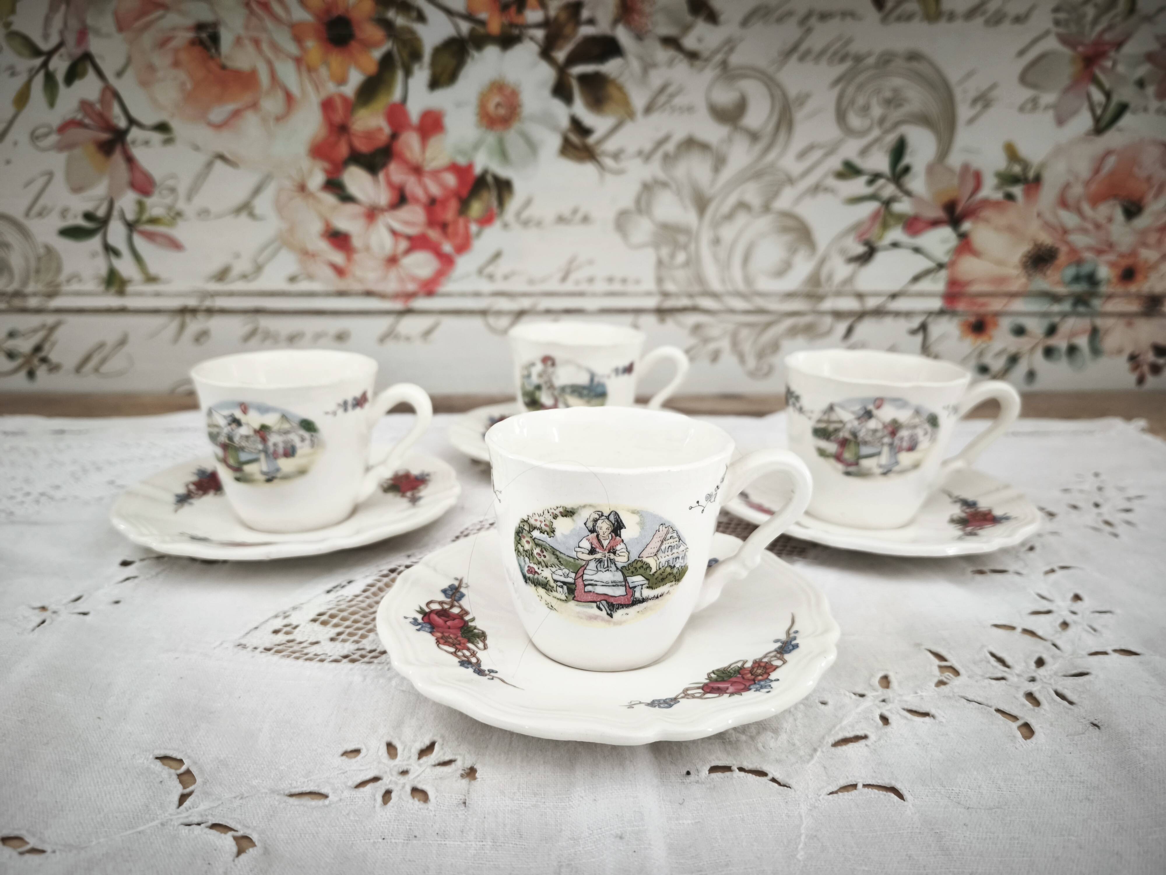 Lot de 4 tasses à café Sarreguemines Obernai