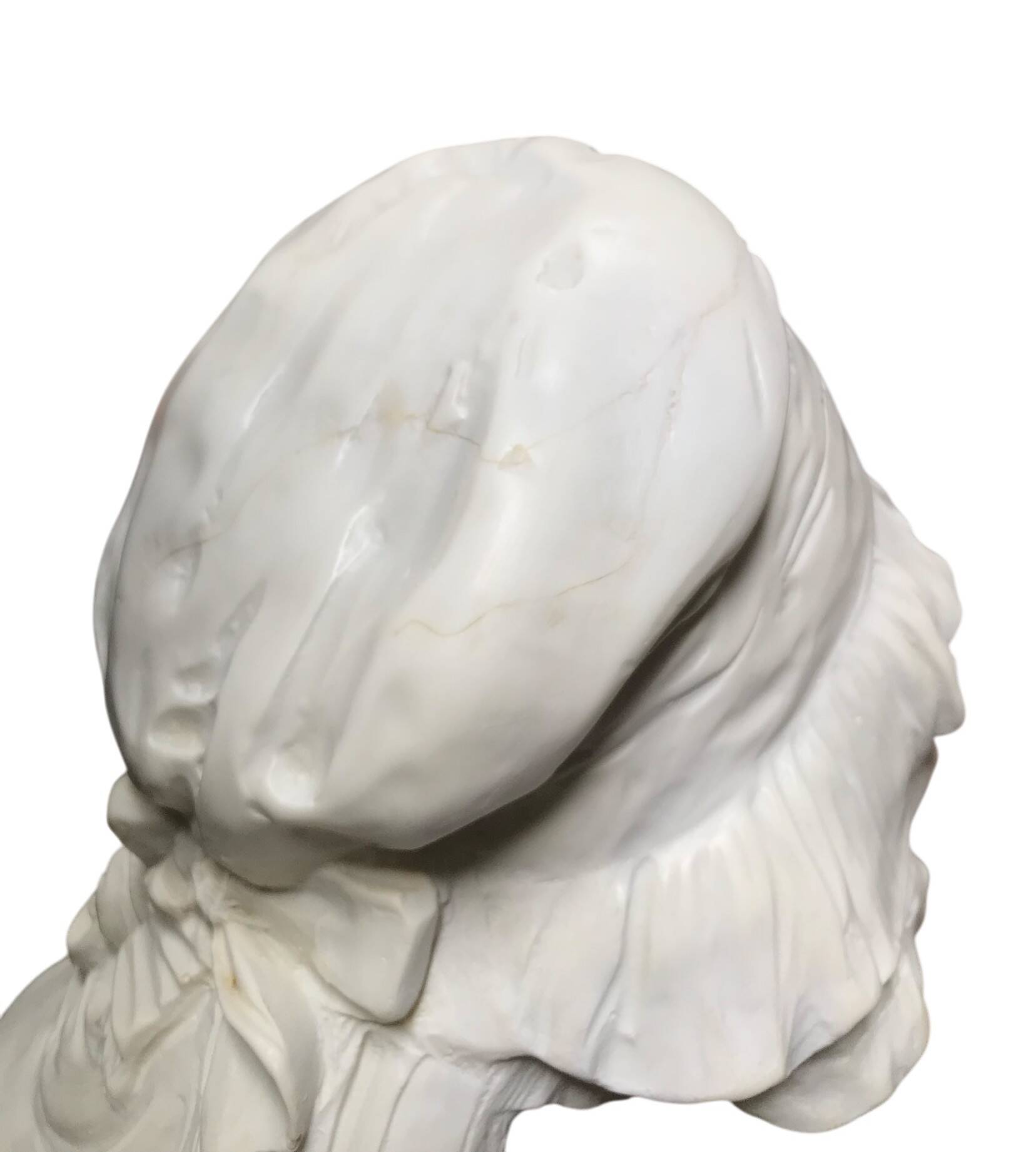 Bust of a young girl signed GRINAM NIAM Paris