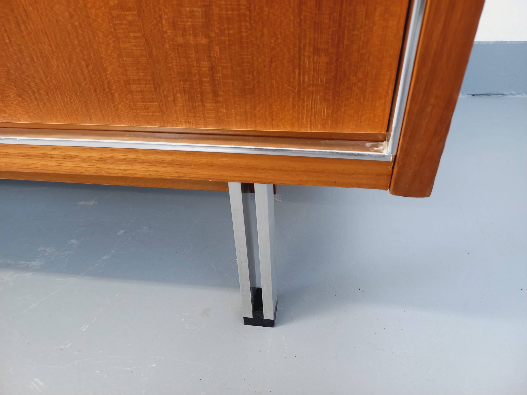 Vintage Scandinavian modernist wardrobe in teak and metal from the 1960s.
