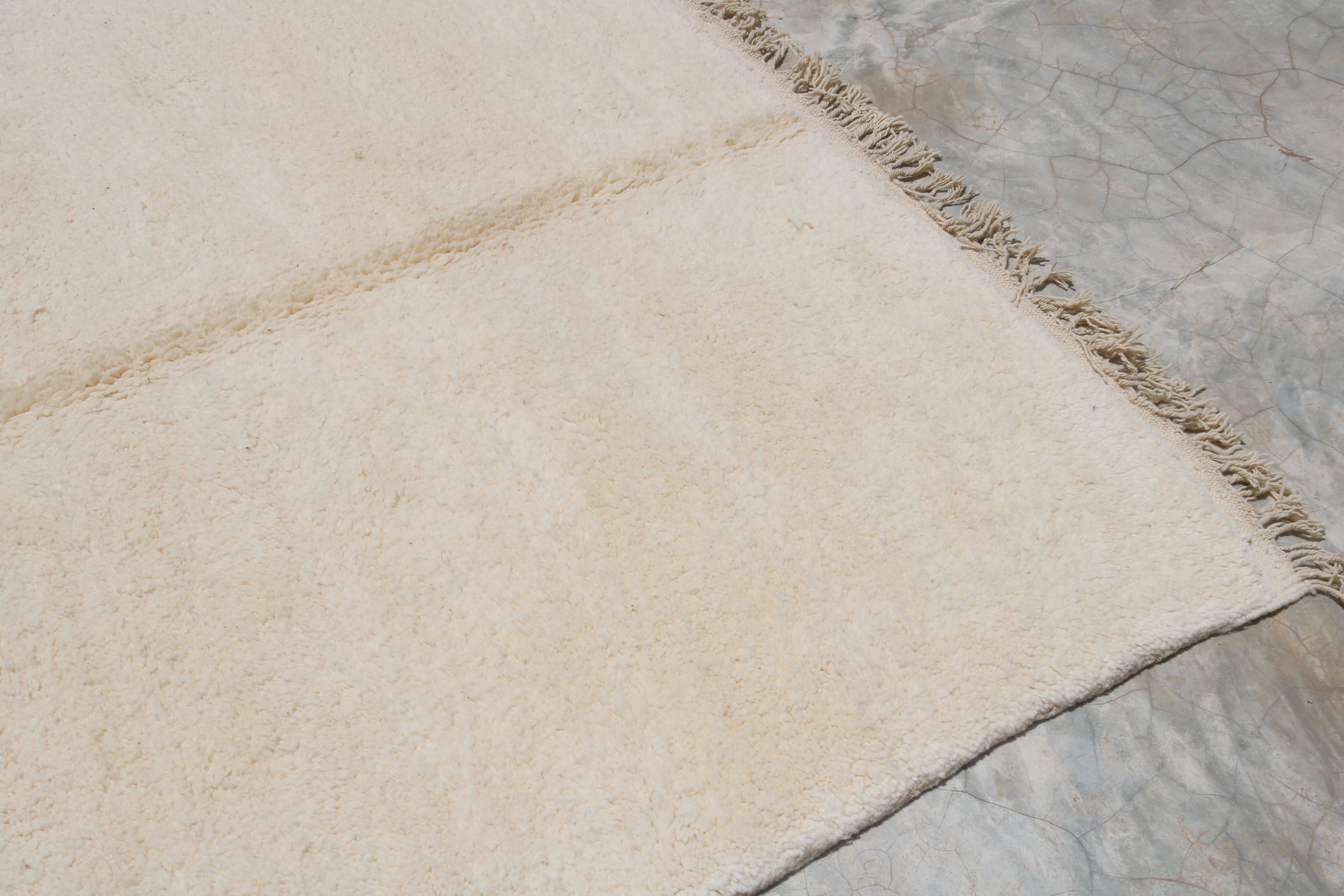 Grand tapis Beni Ouarain, 275 x 190 cm - G1080