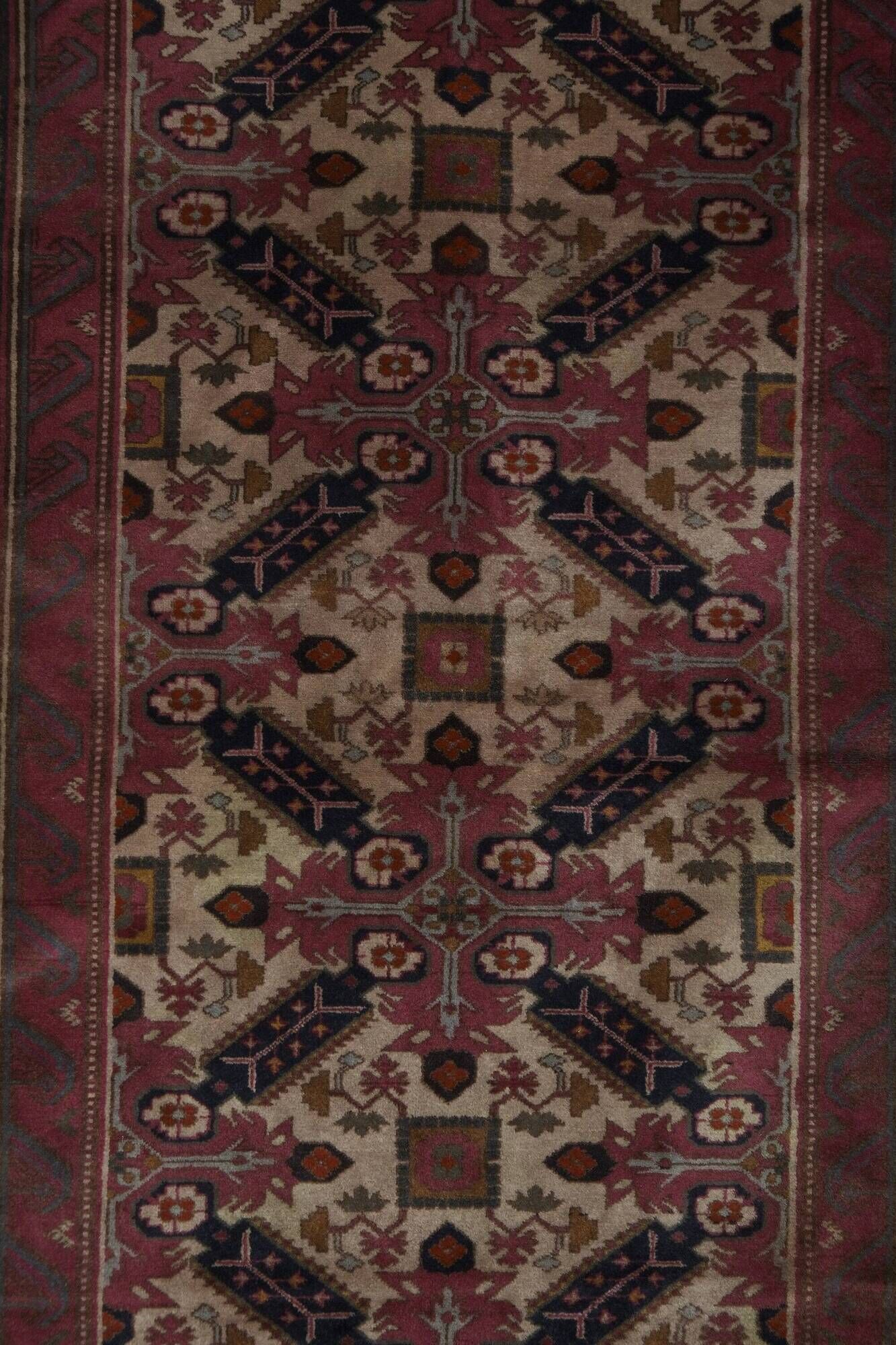 Vintage handmade Turkish rug 127x190 cm