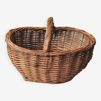 Rattan basket