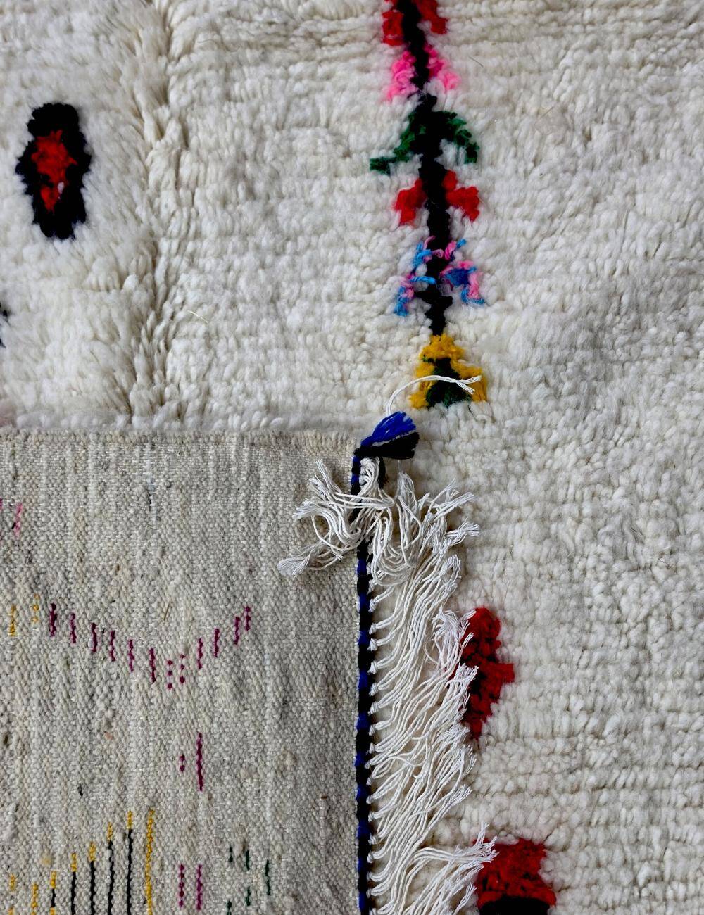 Berber Azilal rug from Morocco - 255 x 153 cm